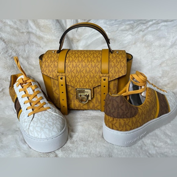 Incredible shoes matched with a beautiful mini bag MICHAEL KORS. - Picture 1 of 2